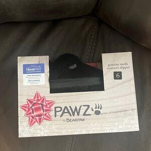 Bearpaw size 6 slippers